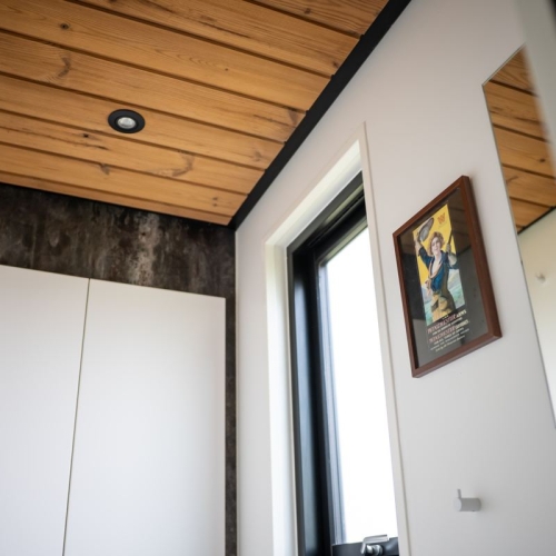 Indretning af lille færdigbygget sommerhus