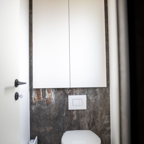 Færdigbygget sommerhus med bad og toilet