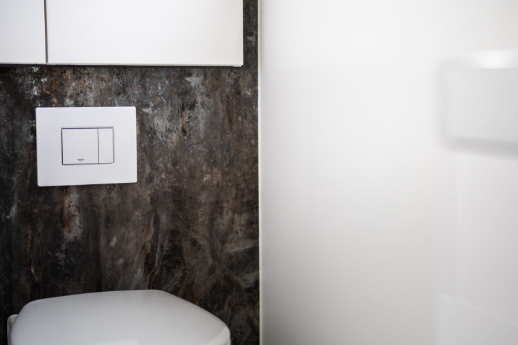 Færdigbygget anneks med toilet og bad