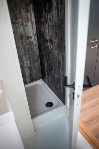 Badeværelsesindretning i færdigt sommerhus